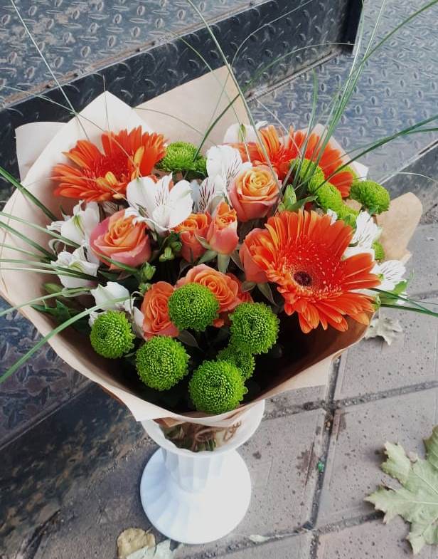 Букет цветов из: Герберы, Хризантемы, Альстромерии и Розы в Заволжье