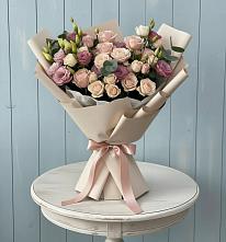 Букет цветов из:  Розы и Лизиантусы в Заволжье