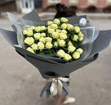 Букет Белые кустовые розы Солинеро в Заволжье