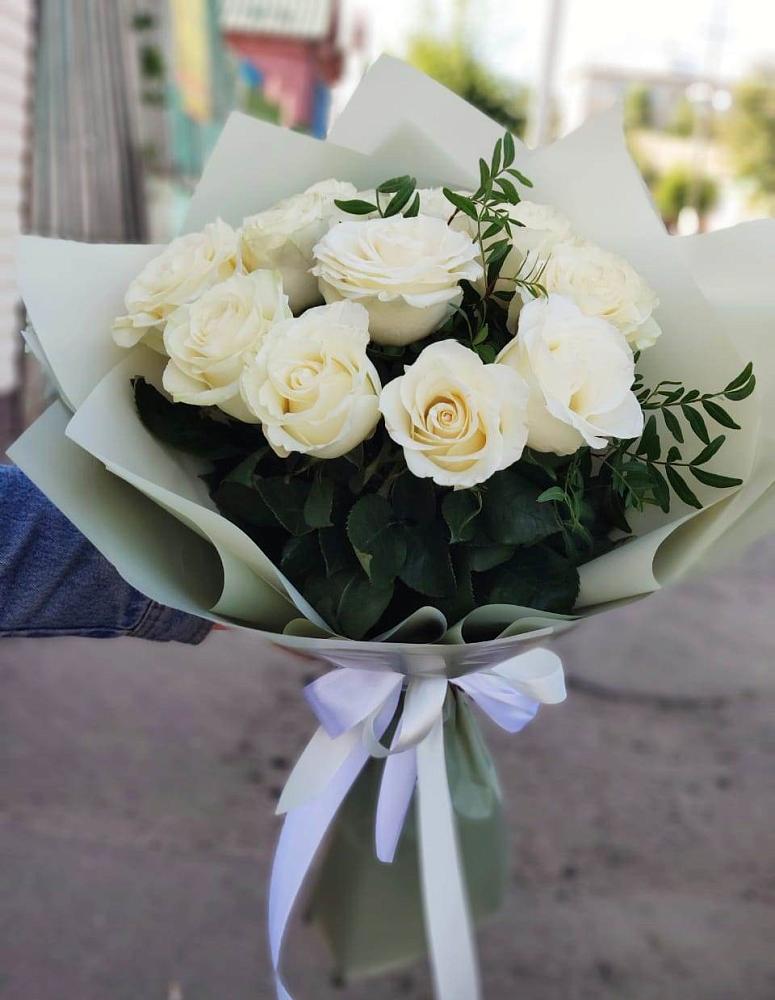 Букет Белые розы Проуд в Заволжье