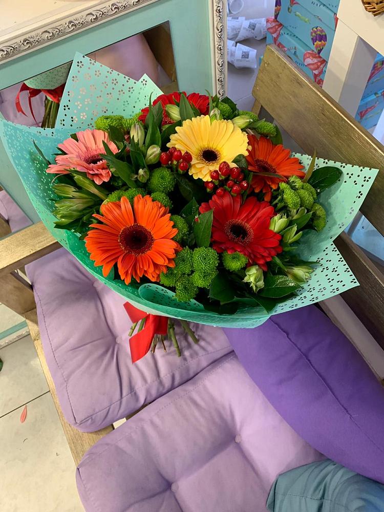 Букет цветов из: Герберы, Хризантемы и Альстромерии в Заволжье