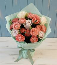 Букет цветов из:  Розы в Заволжье