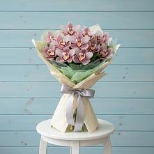 Букет цветов из:  Орхидеи и Розы в Заволжье