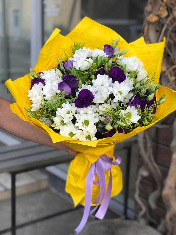 Букет цветов из: Ирисы, Хризантемы и Ромашки в Заволжье