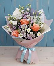 Букет цветов из:  Лизиантусы, Розы, Альстромерии и Гипсофила в Заволжье