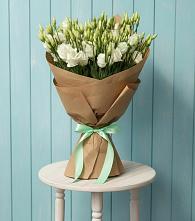 Букет цветов из:  Лизиантусы в Заволжье