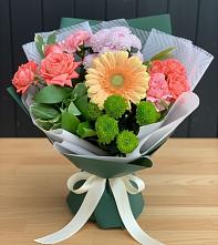 Букет цветов из:  Гвоздики, Розы, Герберы и Хризантемы в Заволжье