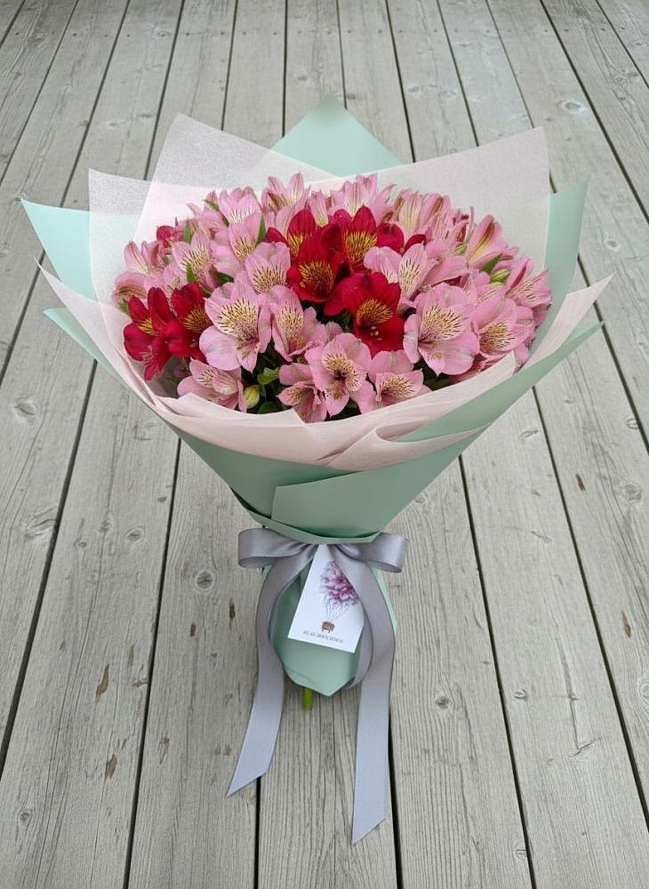 Букет цветов из: Альстромерии в Заволжье