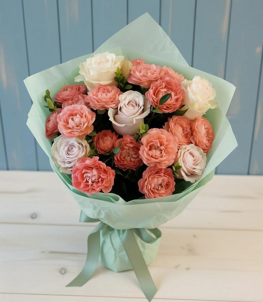 Букет цветов из: Розы в Заволжье