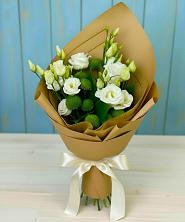 Букет цветов из:  Хризантемы и Лизиантусы в Заволжье