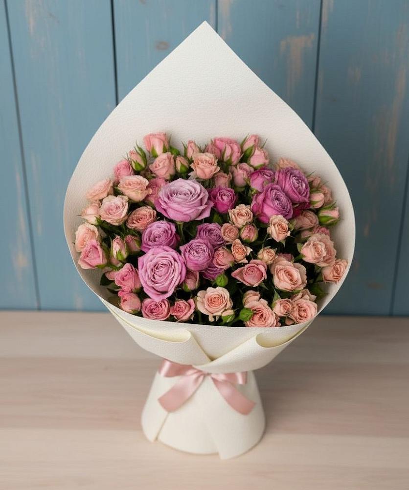 Букет цветов из: Розы в Заволжье