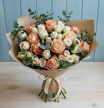 Букет цветов из:  Альстромерии и Розы в Заволжье